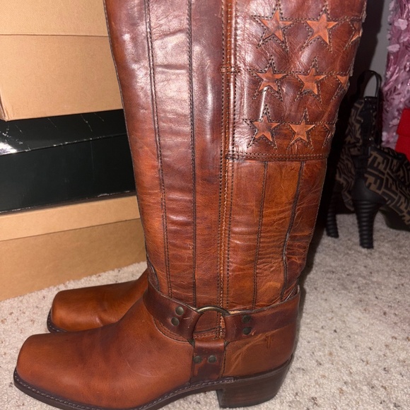 Frye boot - Picture 1 of 3